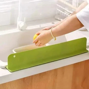 Kitchen Sink Splash Guard