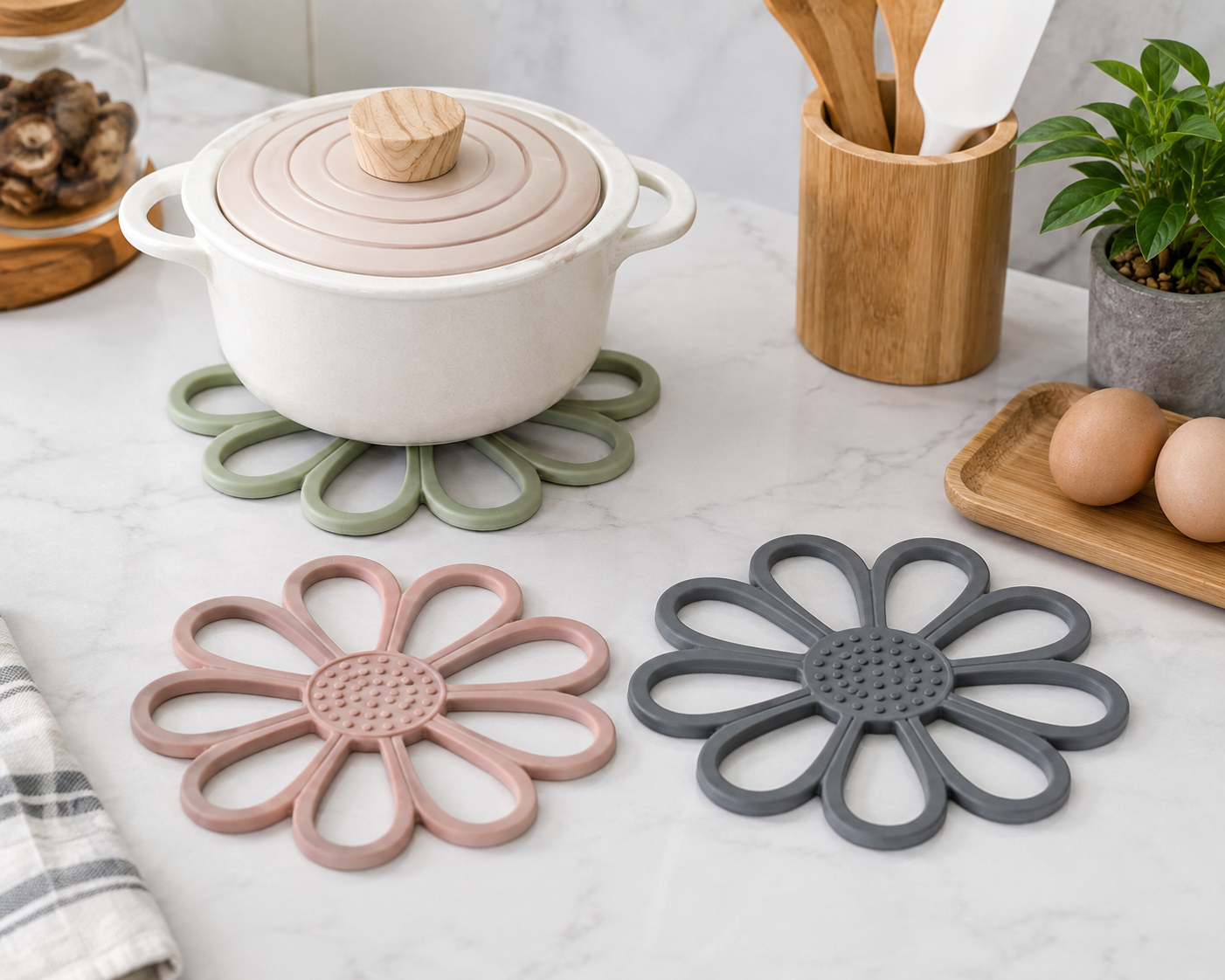 Silicone Flower Trivet Set
