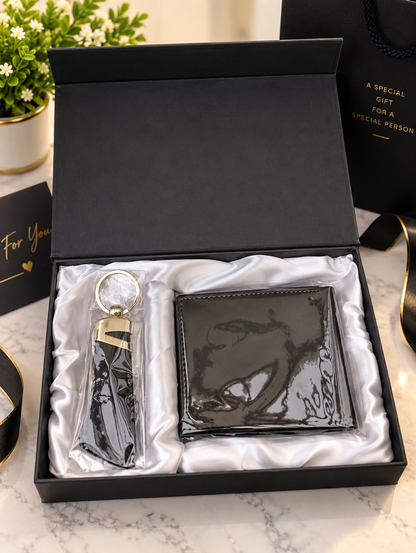 Bifold Wallet with Keyring in Elegant Gift Box