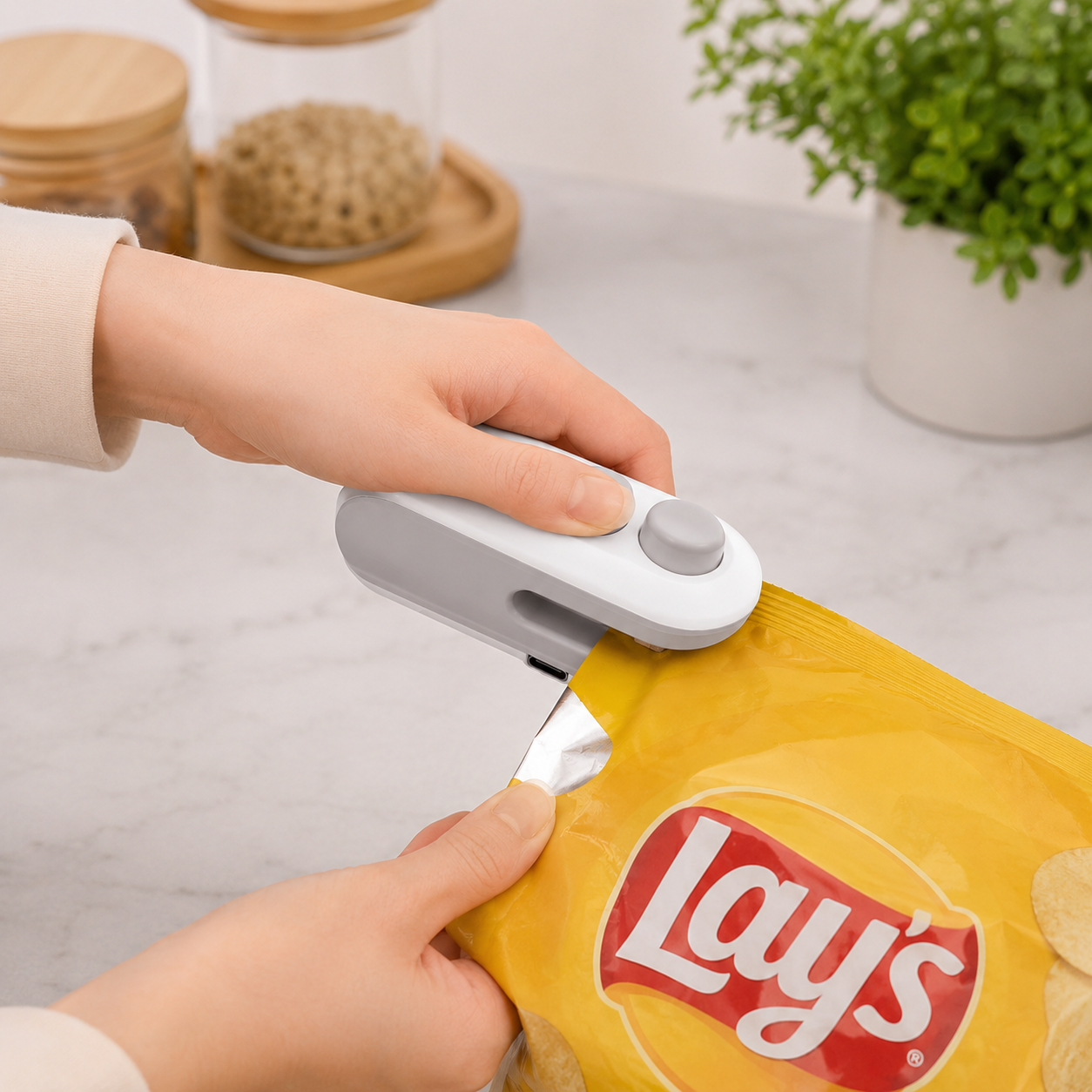 Portable Handheld Food Storage Sealer