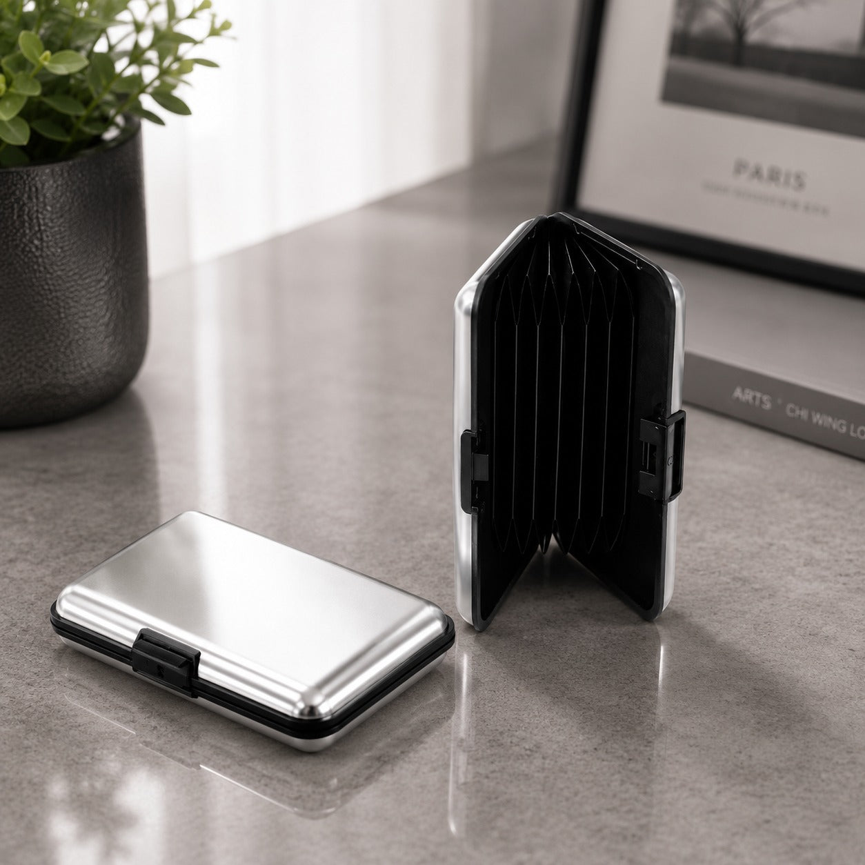 Aluminum Accordion Wallet with 6 Card Slots