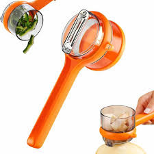 Multifunctional Vegetable Peeler with Container